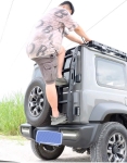 Thang sau Suzuki Jimny